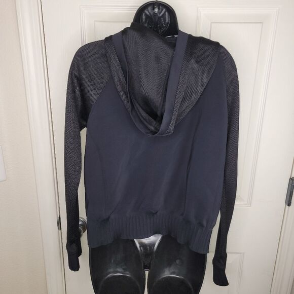 Victoria's Secret Sport black mesh sleeve jacket small - Picture 5 of 7
